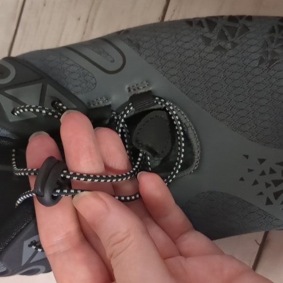 Unisex Water Shoes in Black or Gray - Picture 8 of 12